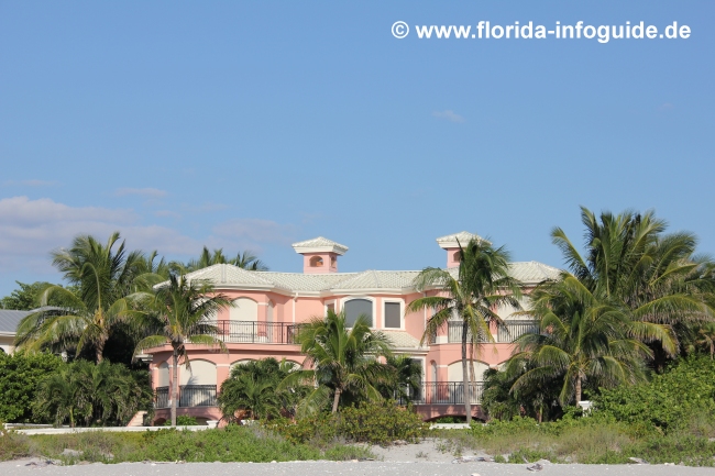 Eine Luxusvilla in Florida direkt am Strand