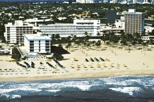 Sheraton Yankee Clipper Beach Hotel