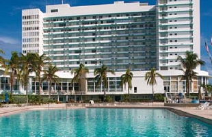 Deauville Beach Resort Miami Beach 